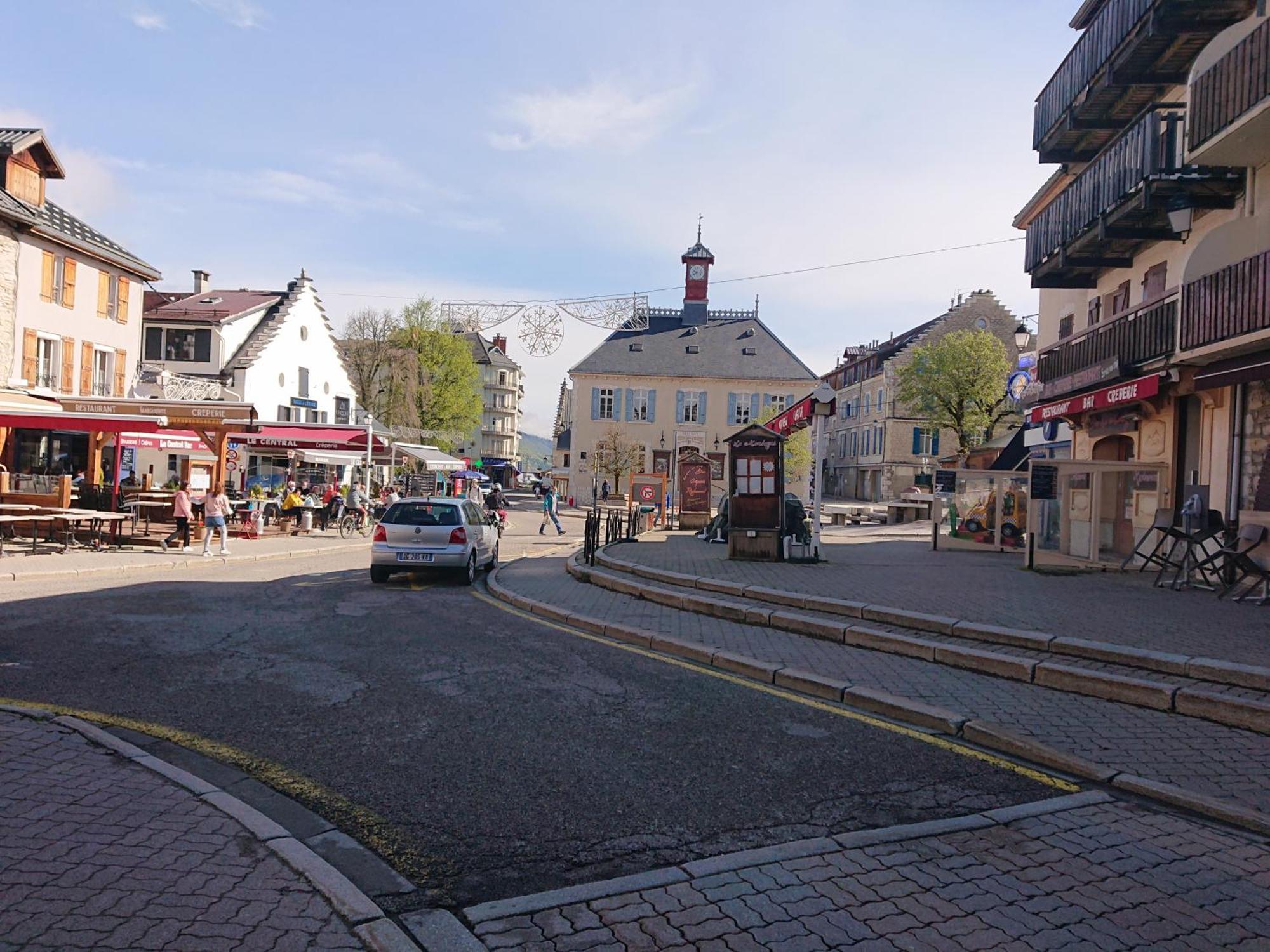 Grande Maison De Ville Renovee,Au Coeur Du Village Villard-de-Lans Eksteriør bilde